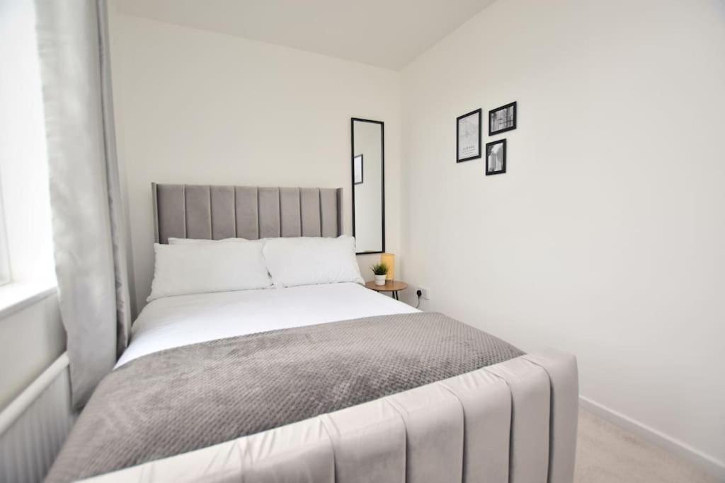 Luxury Central Oxford Detached Home Экстерьер фото